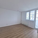 Titan, chiar la parc IOR, 10 minue metrou, scoala 195, bloc 4 etaje, tip H